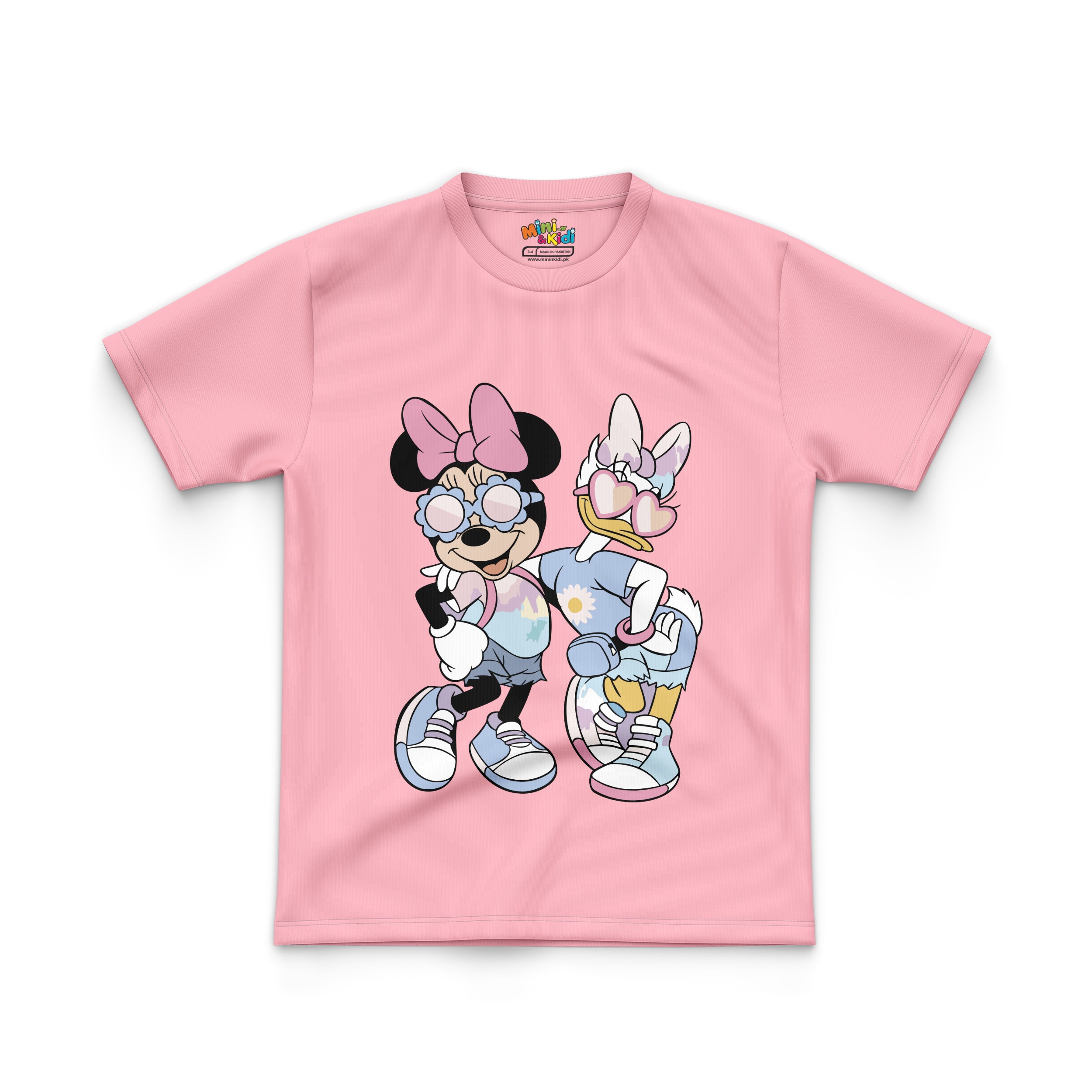 DAISY DUCK WEARING SUNGLASSES