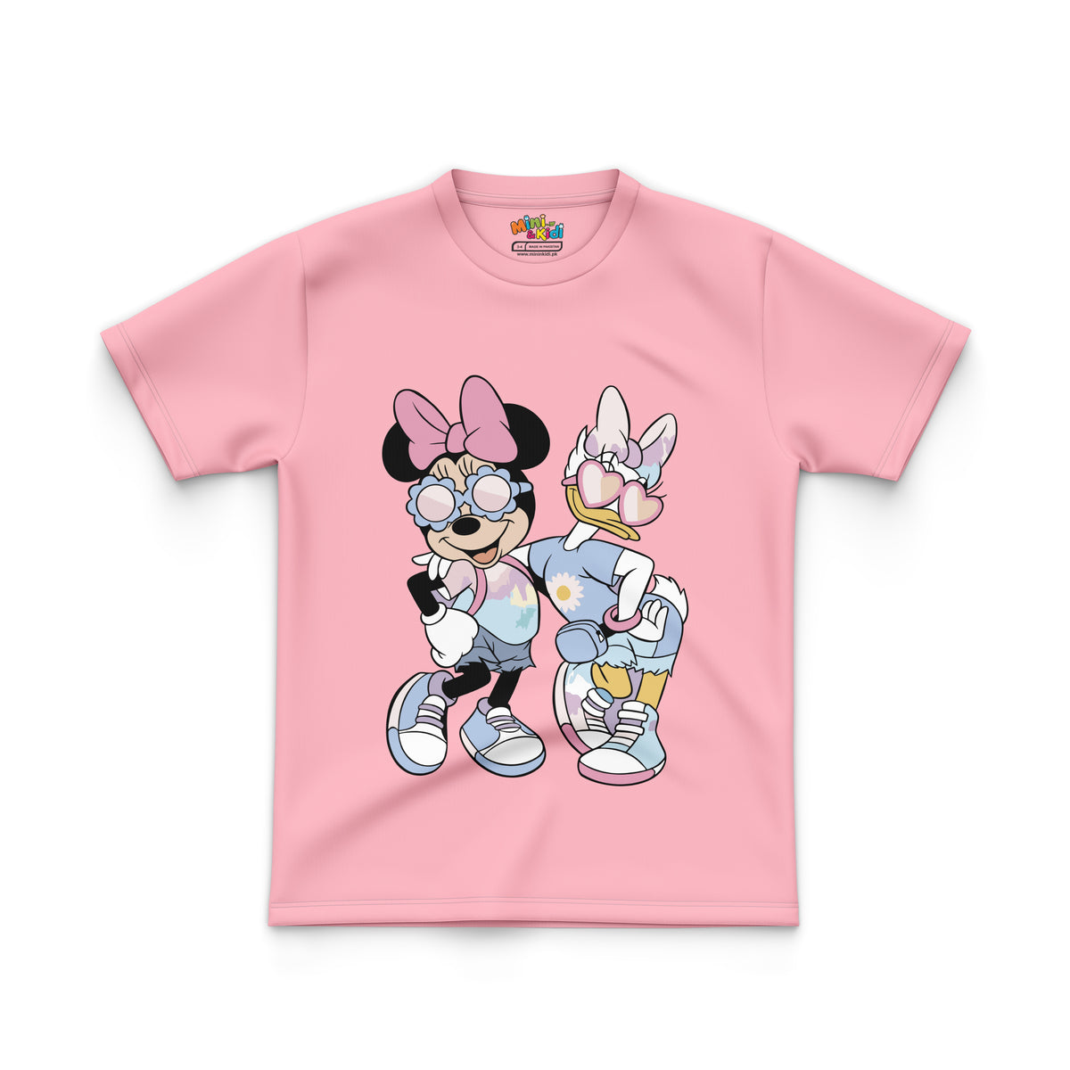 DAISY DUCK WEARING SUNGLASSES